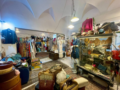 Locale commerciale, Via della Maddalena, Genova, GE