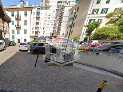 Box, Via Ferro, Genova, GE
