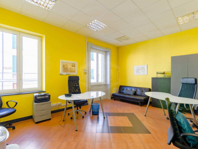 Ufficio, Via San Benedetto (GE)