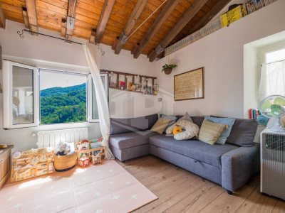 Casa semi-indipendente, Via San Pietro, Ceranesi, GE