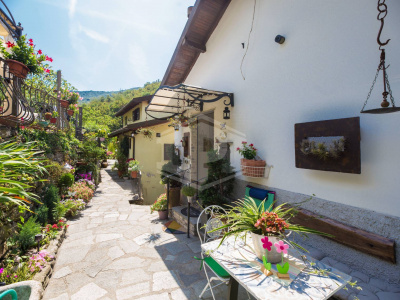 Casa semi-indipendente, Via Pernecco Inferiore, Serra Ricco' (GE)