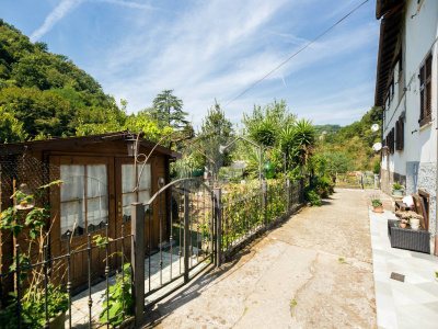 Casa semi-indipendente, Via Pernecco Inferiore, Serra Ricco' (GE)