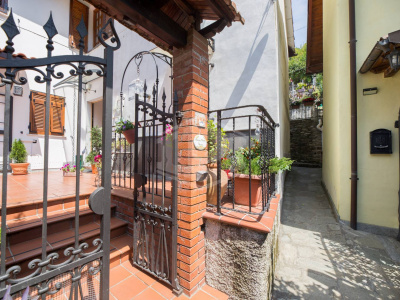 Casa semi-indipendente, Via Pernecco Inferiore, Serra Ricco' (GE)