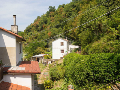 Casa semi-indipendente, Via Pernecco Inferiore, Serra Ricco' (GE)
