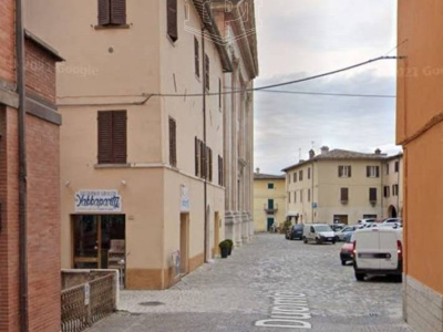 Intera Palazzina in Centro a Urbania (PU)