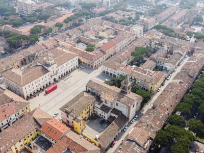 Complesso Immobiliare "Ex Direzione Saline" in Corso Mazzini a Cervia (RA) - Centro storico