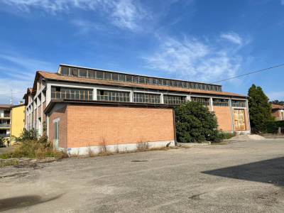 Edificio cielo-terra via Trento, Fabbrico (RE)