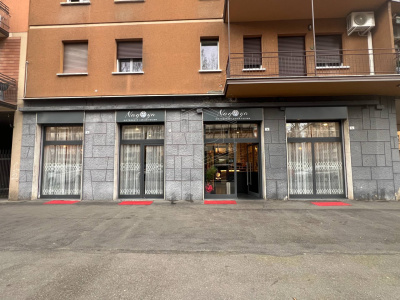 Locale commerciale a reddito in via Arno a Bologna (BO)