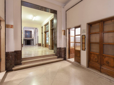 Appartamento in centro, adiacenze via Galliera, Bologna (BO)