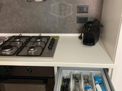Bilocale con terrazzo, Casalecchio di Reno (BO), Meridiana