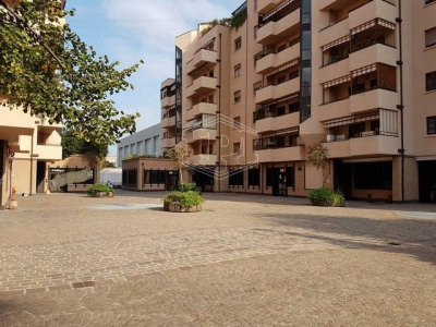 Bilocale con terrazzo, Casalecchio di Reno (BO), Meridiana