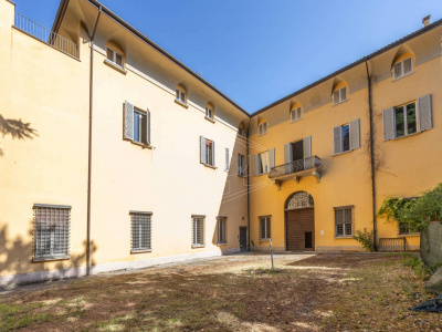 Bilocale in Strada Maggiore, Bologna (BO)