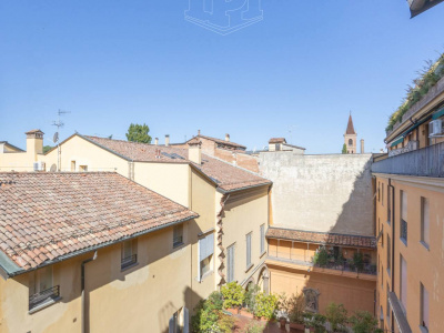 Bilocale in Strada Maggiore, Bologna (BO)