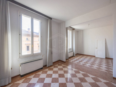 Bilocale di pregio in Strada Maggiore, Bologna (BO)