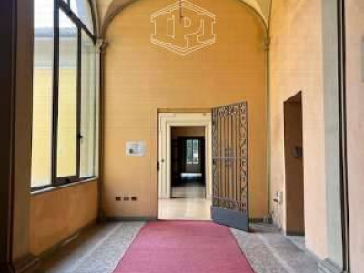 Appartamento di pregio in Strada Maggiore, Bologna (BO)