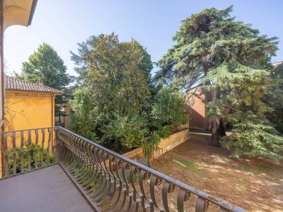 Appartamento di pregio con cortile privato in Strada Maggiore, Bologna (BO)