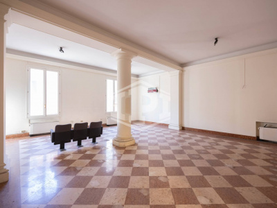 Appartamento di pregio con cortile privato in Strada Maggiore, Bologna (BO)