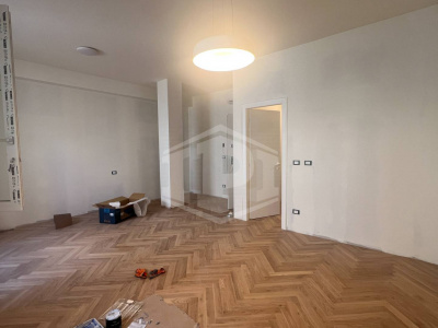 Appartamento ristrutturato in centro a Imola (BO)
