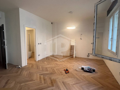 Appartamento ristrutturato in centro a Imola (BO)