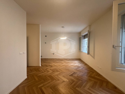 Ampio Monolocale ristrutturato in centro a Imola (BO)