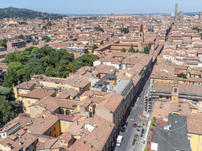 Locale commerciale in Centro, Strada Maggiore, Bologna (BO)