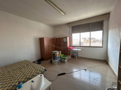Appartamento di ampie dimensioni, adiacente via Milazzo, Bologna (BO)