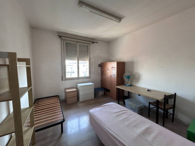 Appartamento di ampie dimensioni, adiacente via Milazzo, Bologna (BO)