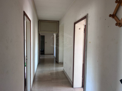 Appartamento di ampie dimensioni, adiacente via Milazzo, Bologna (BO)