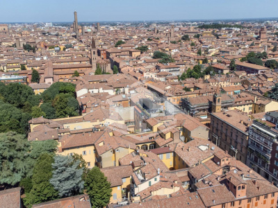 Locale commerciale in Centro, Strada Maggiore, Bologna (BO)