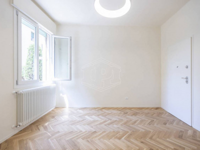 Trilocale pari al nuovo in Centro, Via Milazzo, Bologna (BO)