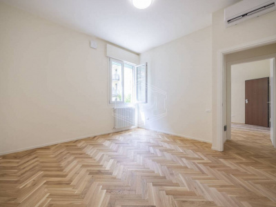 Trilocale pari al nuovo in Centro, Via Milazzo, Bologna (BO)