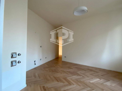 Trilocale pari al nuovo in Centro, Via Milazzo, Bologna (BO)