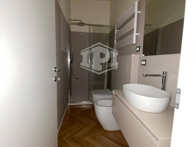 Trilocale pari al nuovo in Centro, Via Milazzo, Bologna (BO)