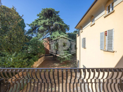 Palazzina indipendente in centro, Strada Maggiore, Bologna