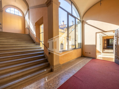 Palazzina indipendente in centro, Strada Maggiore, Bologna