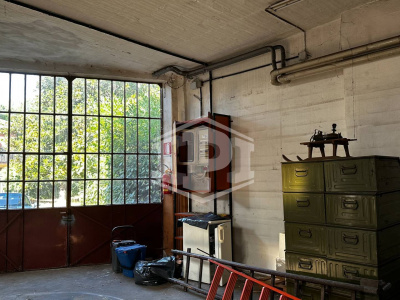 Complesso immobiliare residenziale con corte e posti auto in centro ad Anzola dell'Emilia, (BO)