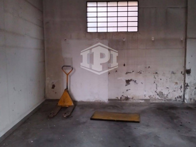 Complesso immobiliare residenziale con corte e posti auto in centro ad Anzola dell'Emilia, (BO)