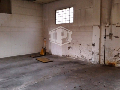 Complesso immobiliare residenziale con corte e posti auto in centro ad Anzola dell'Emilia, (BO)