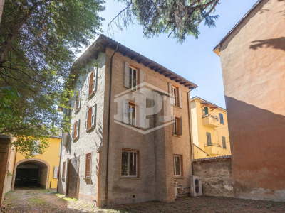 Palazzina direzionale indipendente in centro, Strada Maggiore, Bologna