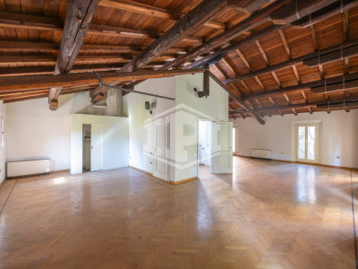 Palazzina direzionale indipendente in centro, Strada Maggiore, Bologna