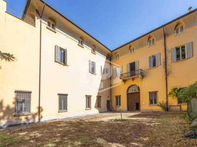 Palazzina direzionale indipendente in centro, Strada Maggiore, Bologna