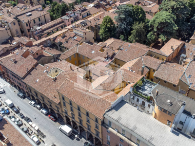 Palazzina direzionale indipendente in centro, Strada Maggiore, Bologna