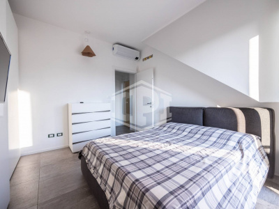 Appartamento ultimo piano con terrazza abitabile in centro a Zola Predosa (BO)