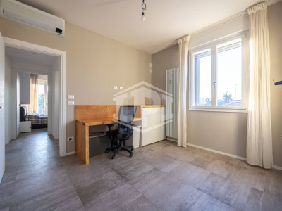 Appartamento ultimo piano con terrazza abitabile in centro a Zola Predosa (BO)