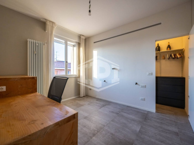 Appartamento ultimo piano con terrazza abitabile in centro a Zola Predosa (BO)