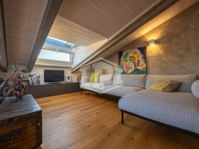 Appartamento ultimo piano con terrazza abitabile in centro a Zola Predosa (BO)