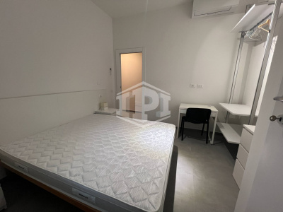 Trilocale ristrutturato, via Bonvicini, Bologna (BO)