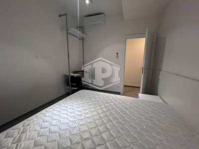 Trilocale ristrutturato, via Bonvicini, Bologna (BO)