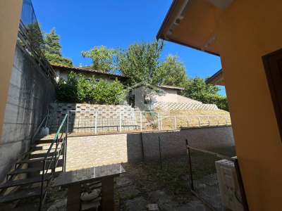 Villetta su 3 livelli in tri-familiare a Monzuno (BO)