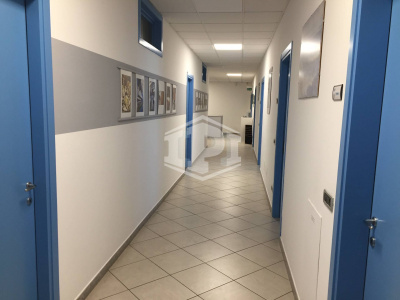 Complesso uffici e officine in Via Francesco Luigi Ferrari, Ferrara (FE)